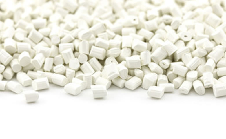 射出成形用プラスチック材料